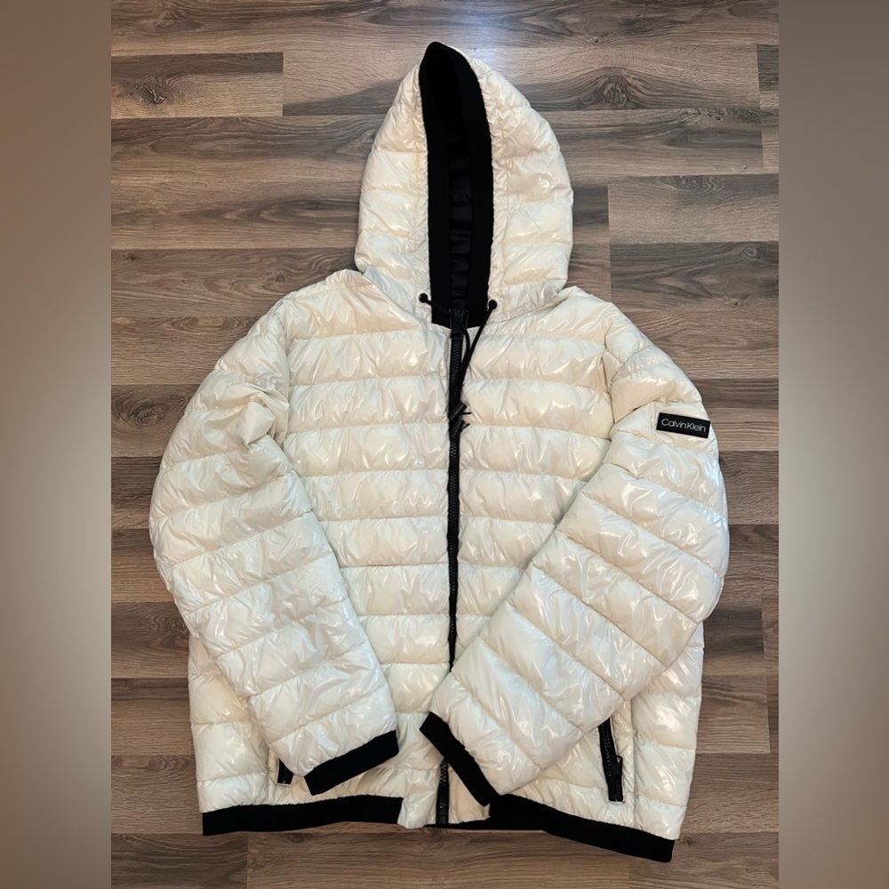 Calvin Klein Men’s White Hooded Puffer Jacket Size XXL